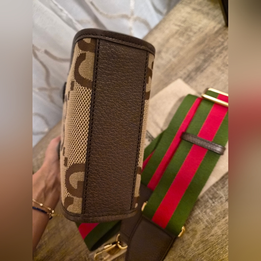 GIVEAWAY❤️Gucci Jumbo GG Shopper Tote Beige Canvas Crossbody Bag with Strap - Picture 6 of 6